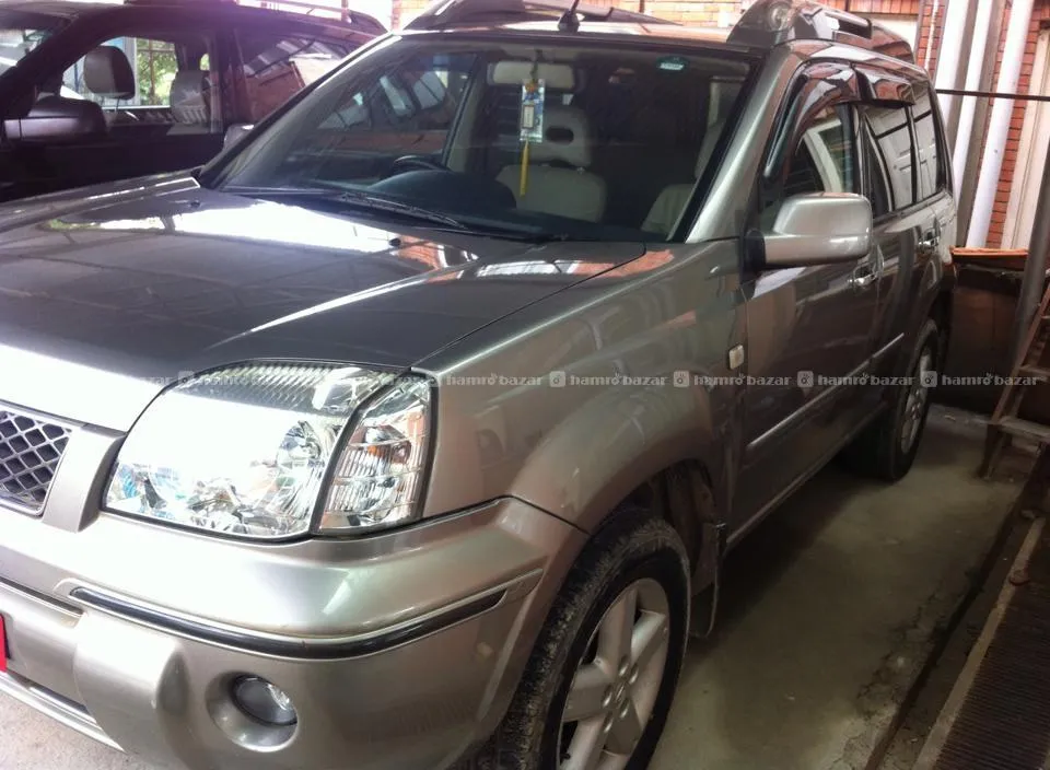 Nissan X-trail 4*4 Automatic SUV for rental 2