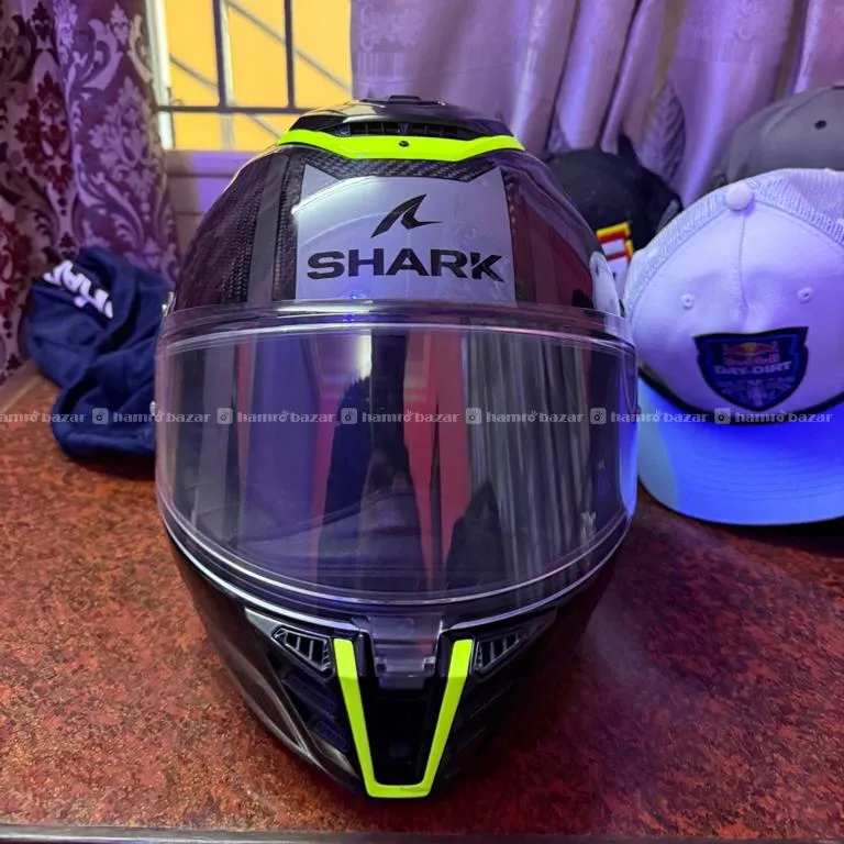 Shark Spartan RS Carbon 4