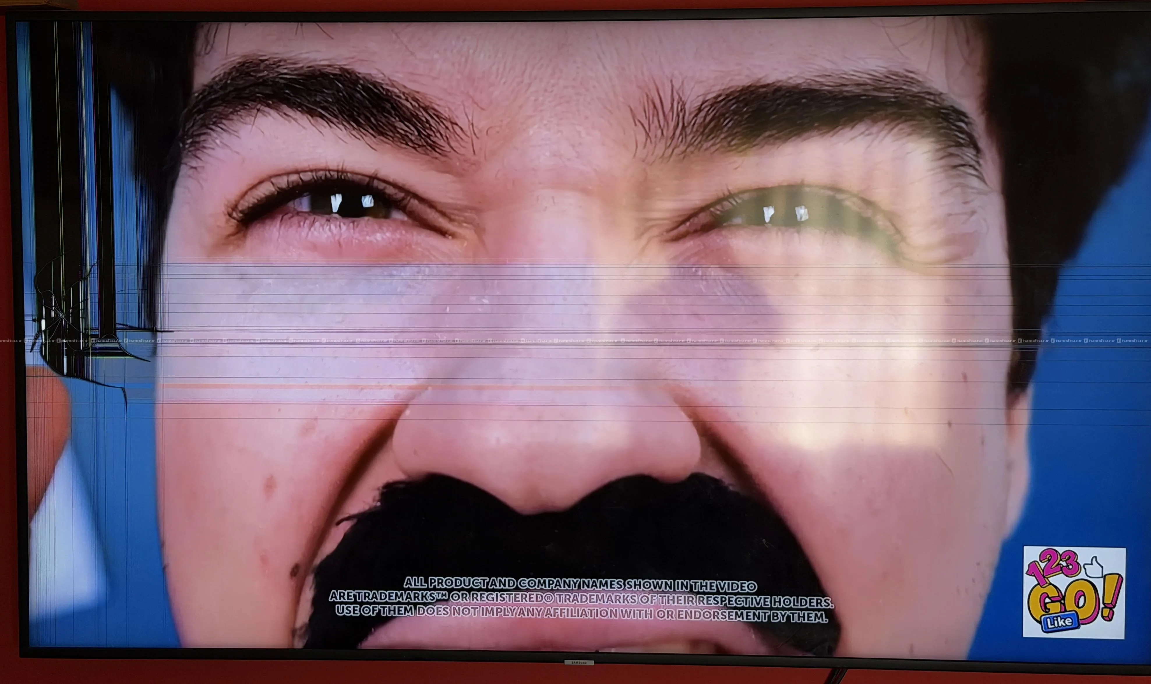 Samsung 75" LED TV (Model: NU7100) - LED Crack 2