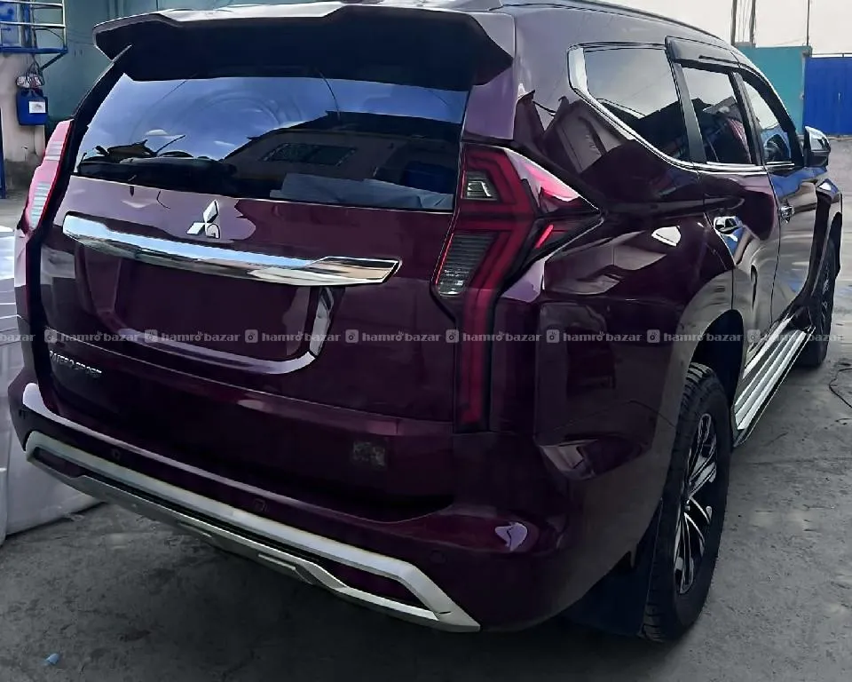 PAJERO SPORTS (2020) 5