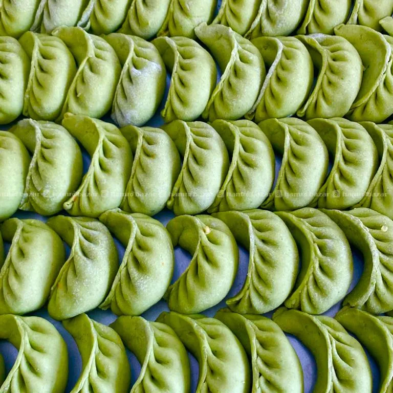 चलिरहेको Momo Factory Staff,customer बएको Rs600000 4