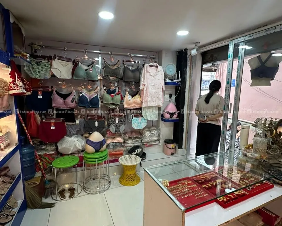 Jewellery &fency shop for sale 2