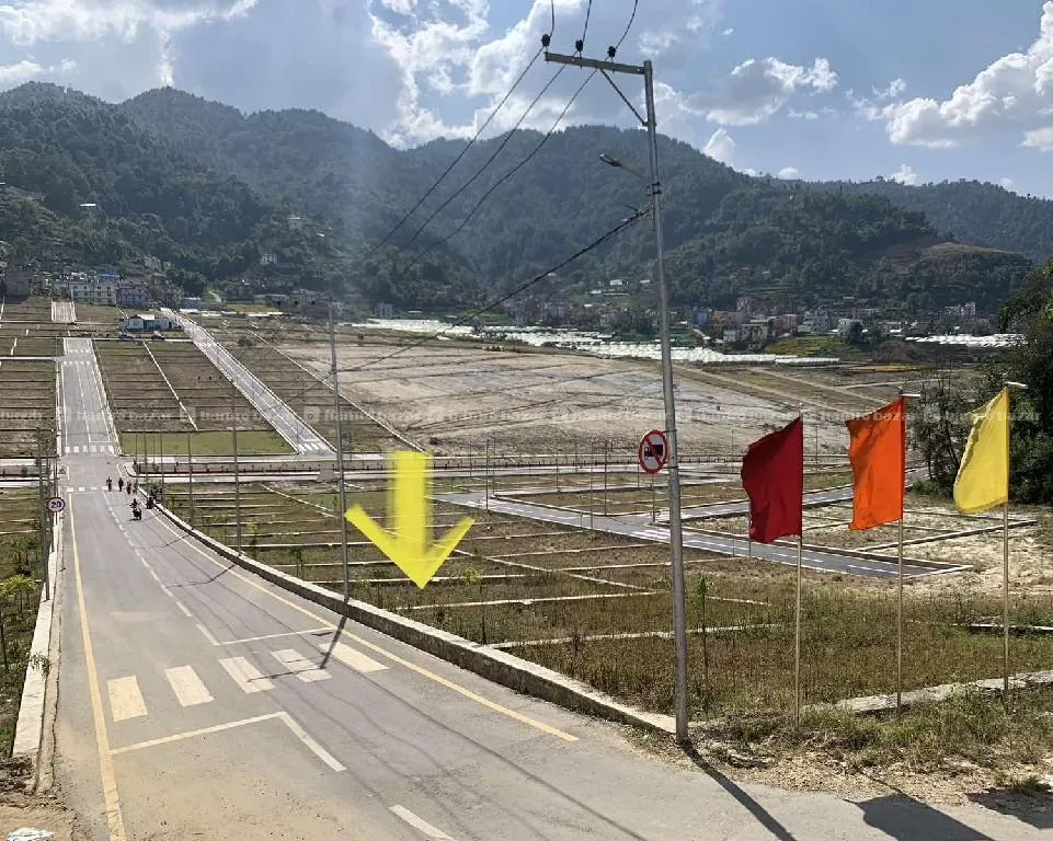 प्रिमीयम / कमर्सियल घडेरी बिक्रीमा - Arniko Highway 4