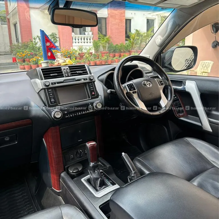 Toyota LandCruiser Prado VX 5