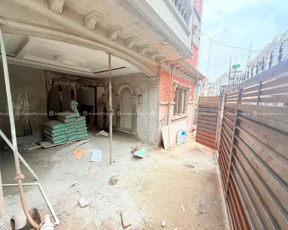 Image 4