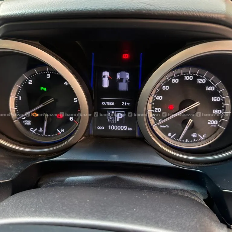 Toyota LandCruiser Prado VX 7