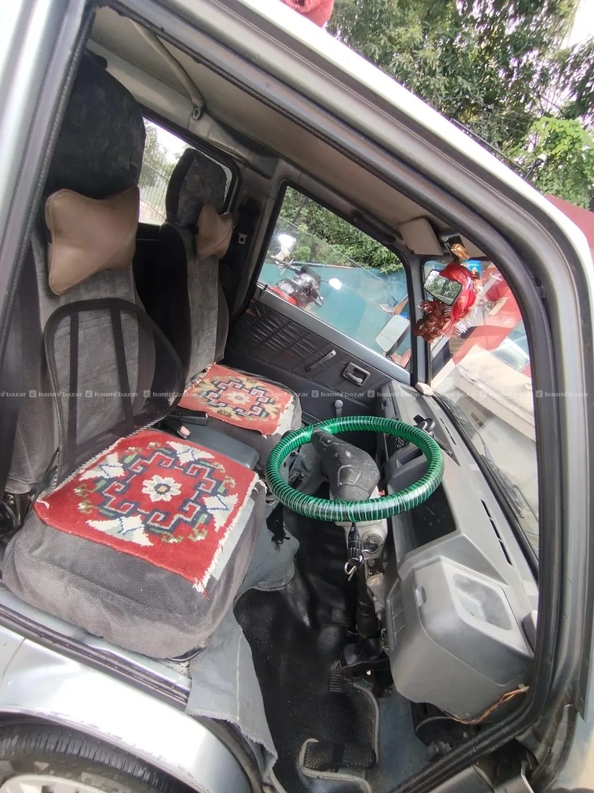 Single Handed Maruti Omni Van 29000 Km 6