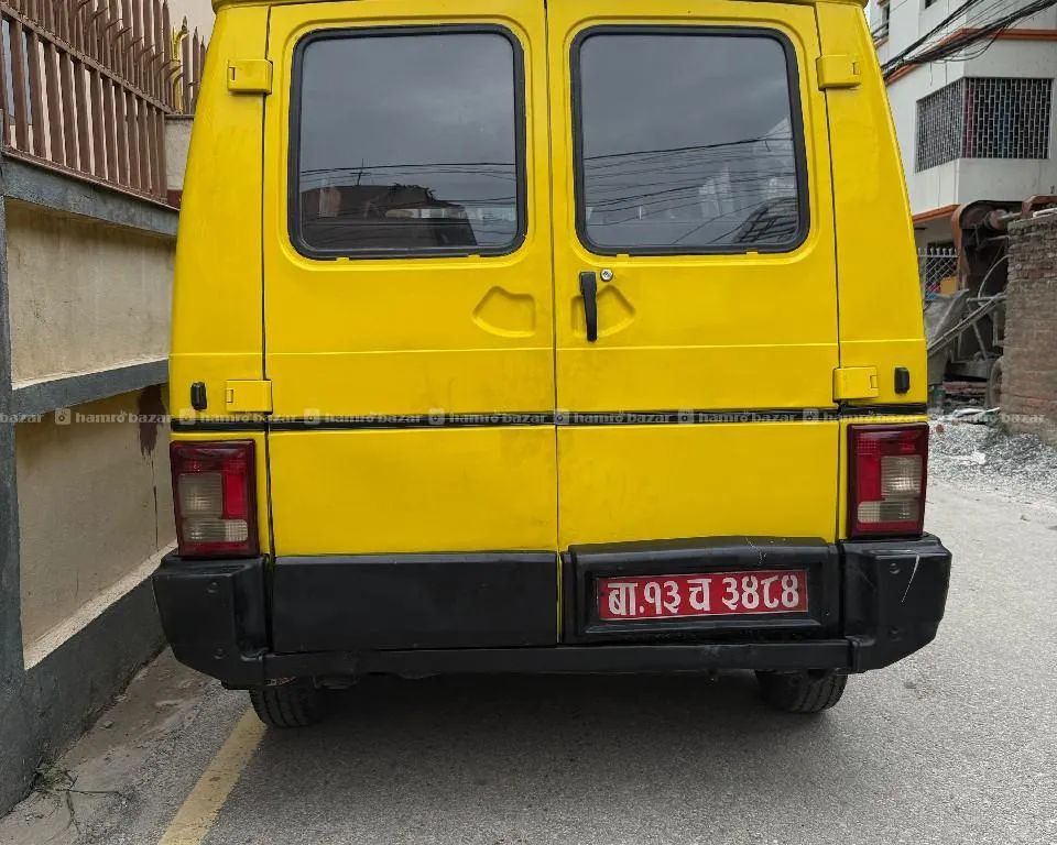 TAta winger 2015 Model 14 Seater For Sale. 5