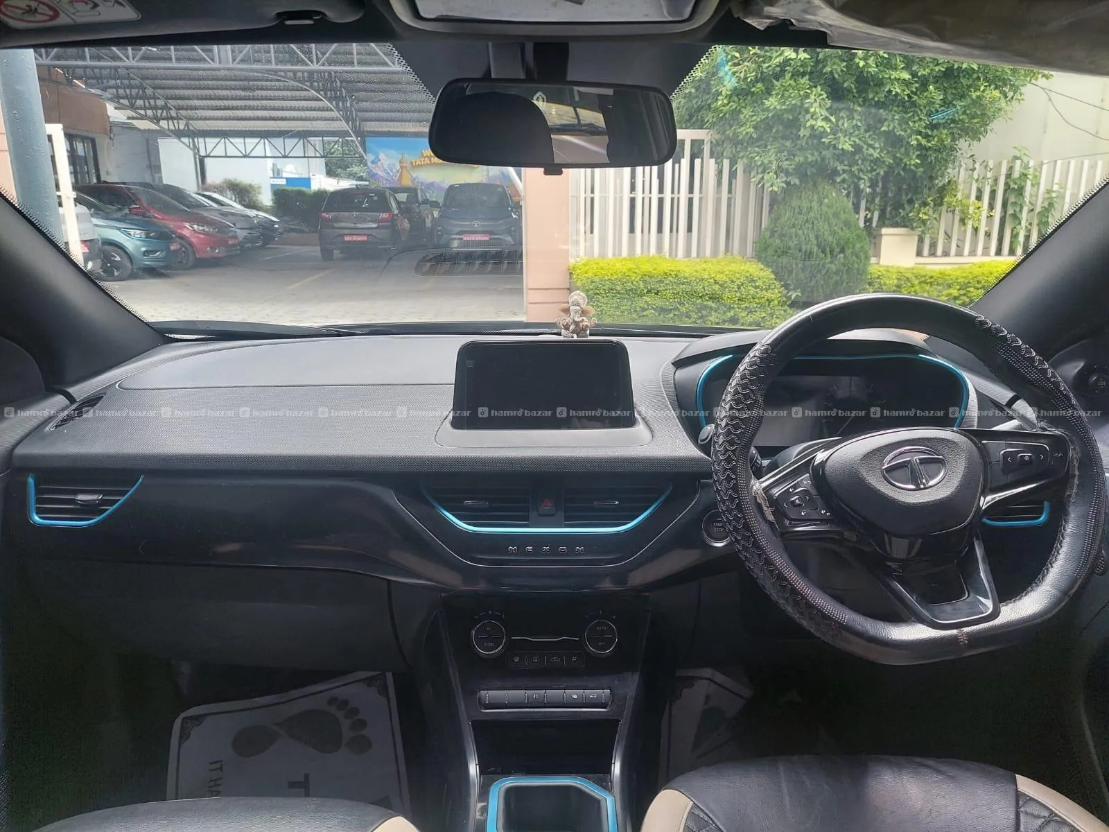 NEXON EV XZ+ LUX (2022) DARK EDITION 5
