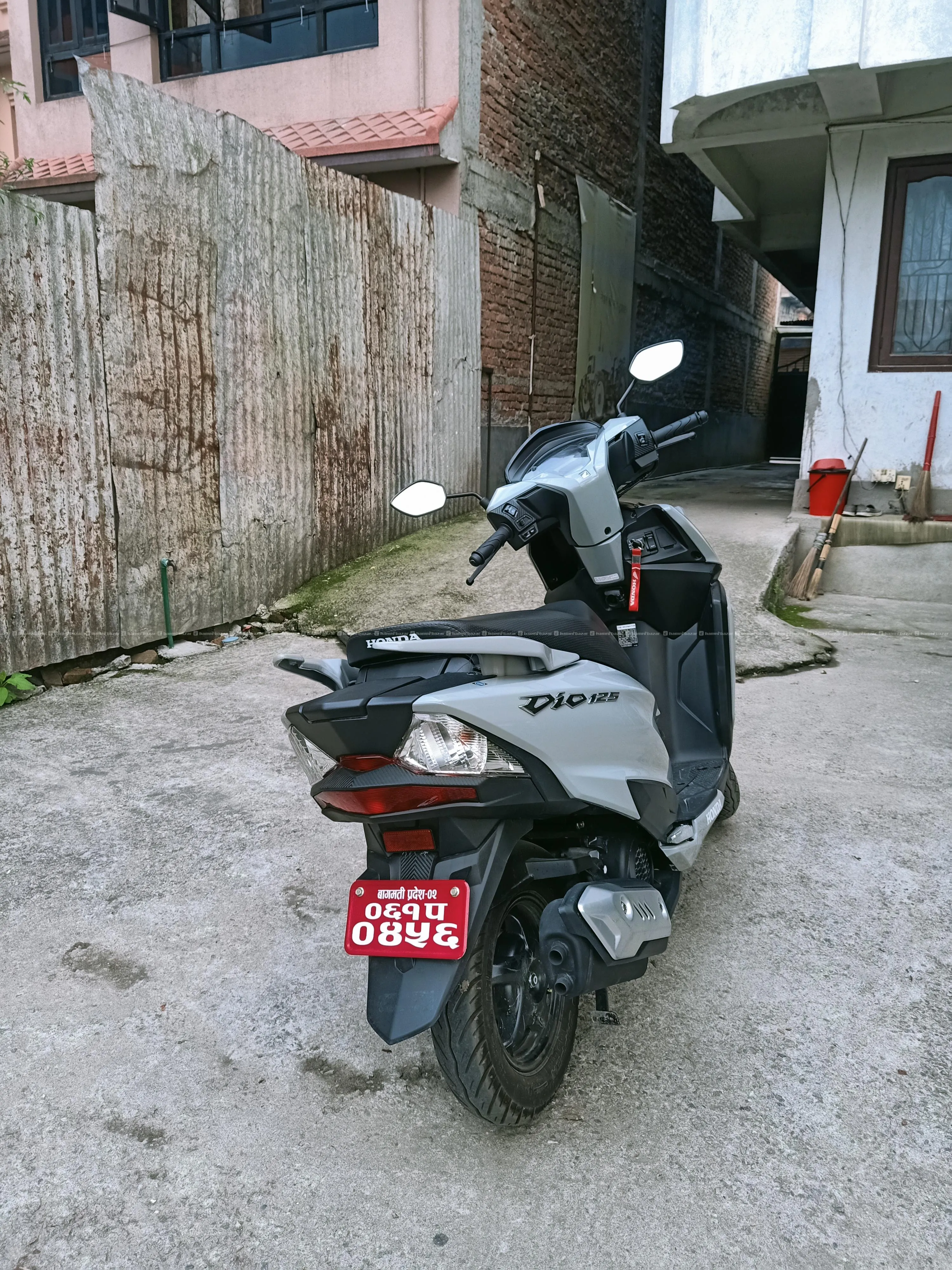 Honda Dio STD 125cc on sale 4