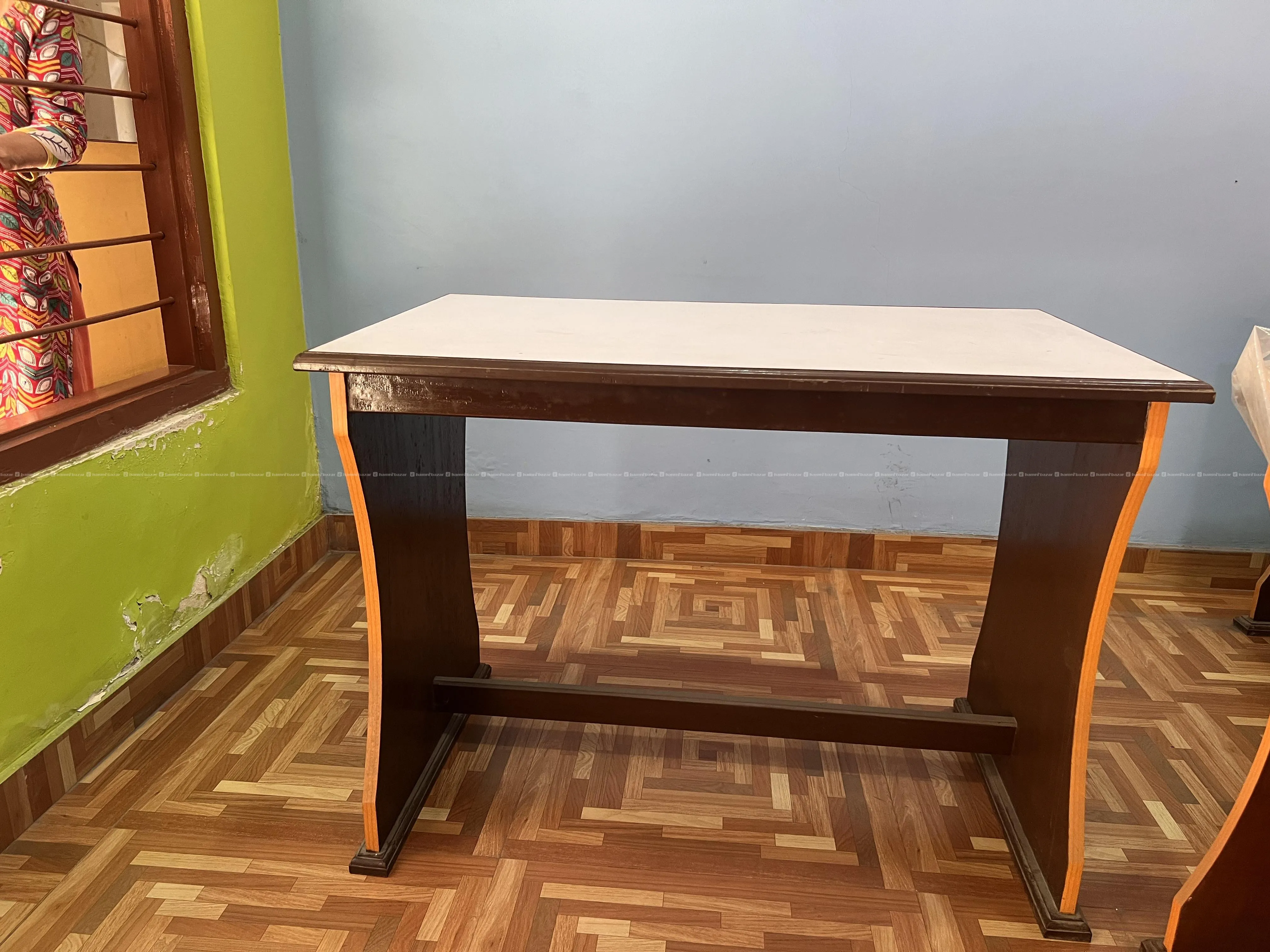 Table and chair set 6