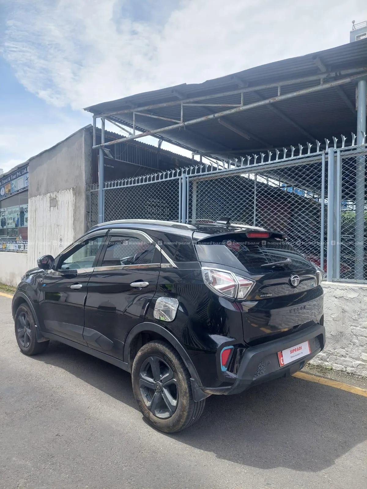 NEXON EV XZ+ LUX (2022) DARK EDITION 1