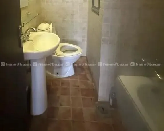 Flat available 4