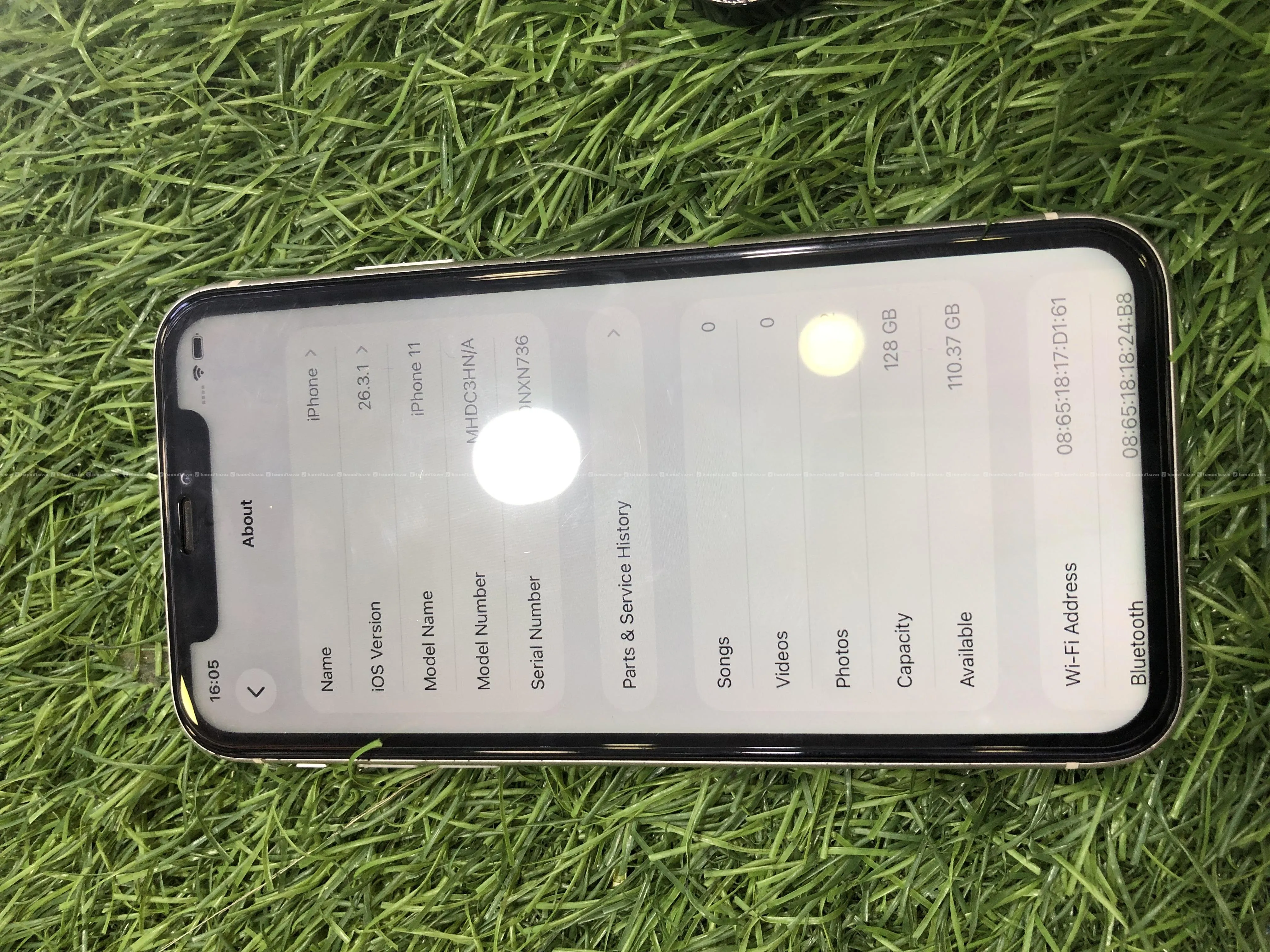 Apple iPhone 11 (128GB) - White Color Fresh Sale 5