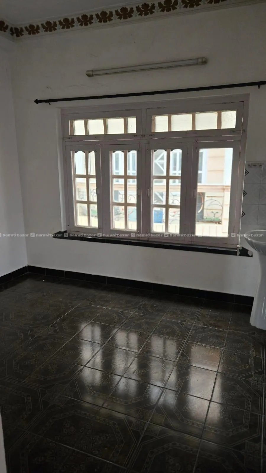 Flat on rent at Baluwatar 5