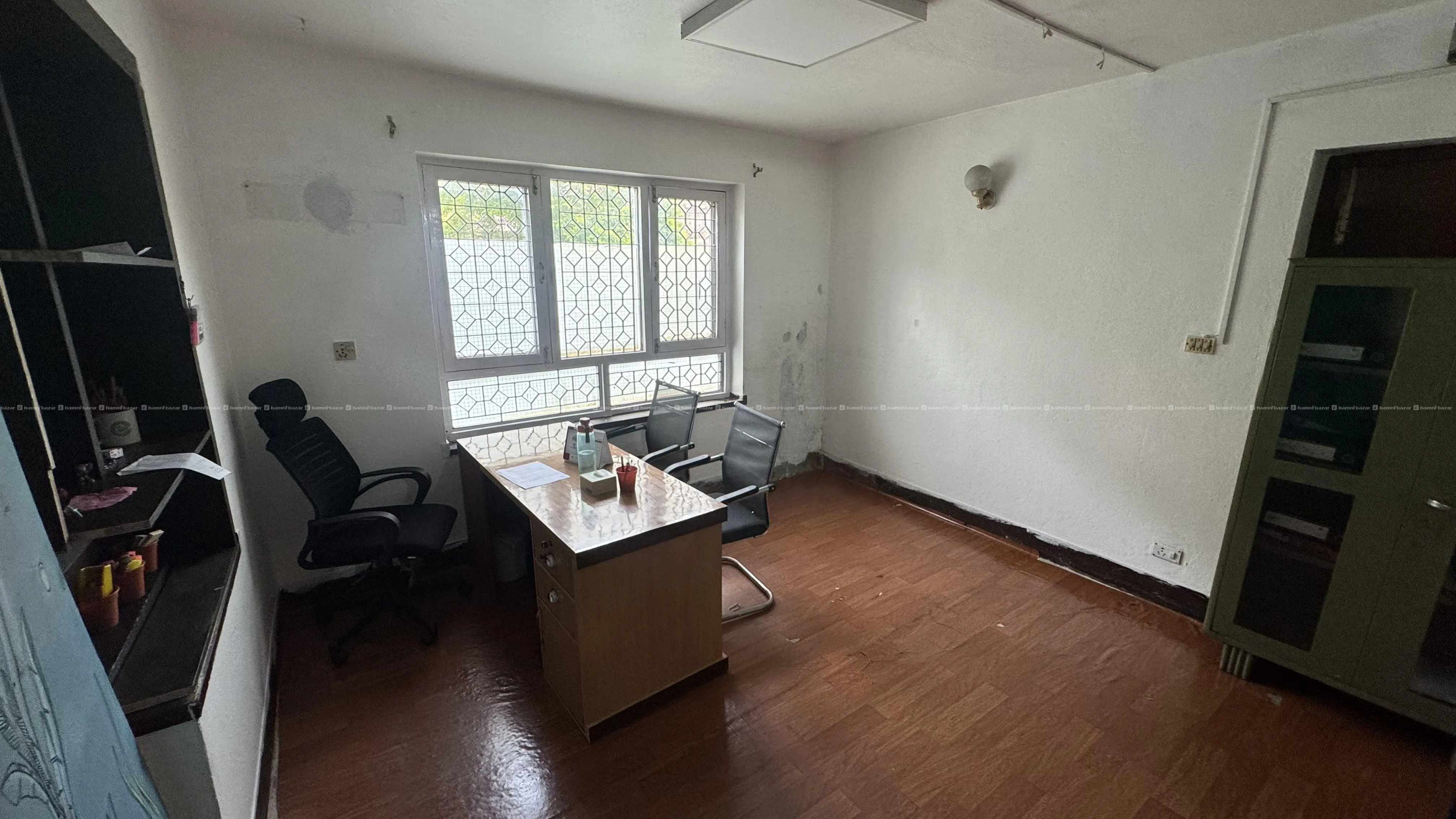 Office Workspace Available 4