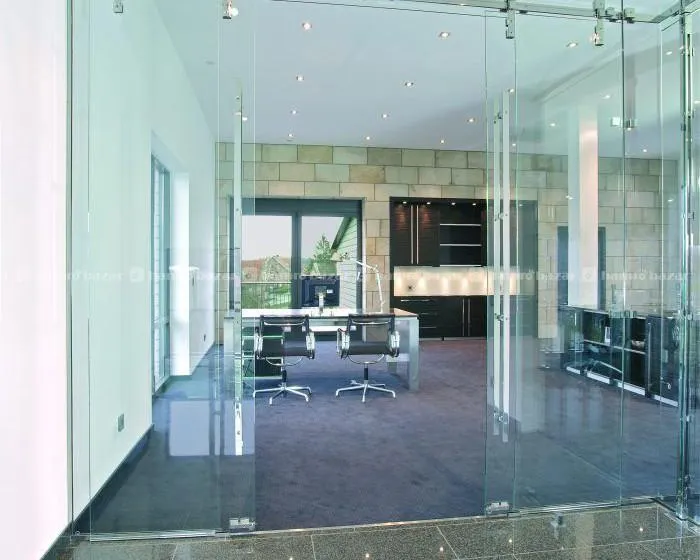 Toughened glass (टफन ग्लास) 7