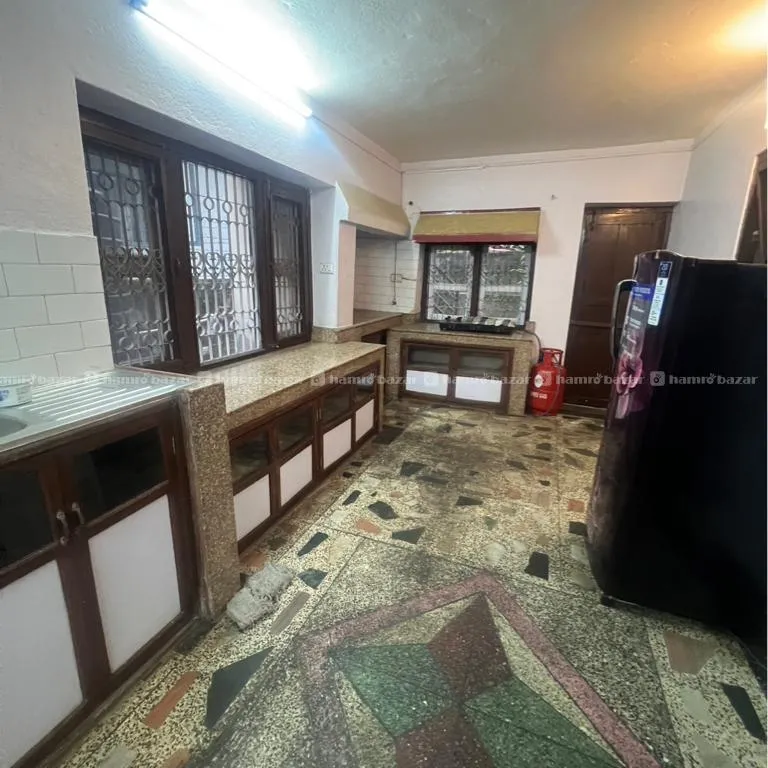 🏡 Fully Furnished 2 BHK Flat for Rent – Lazimpat, 4