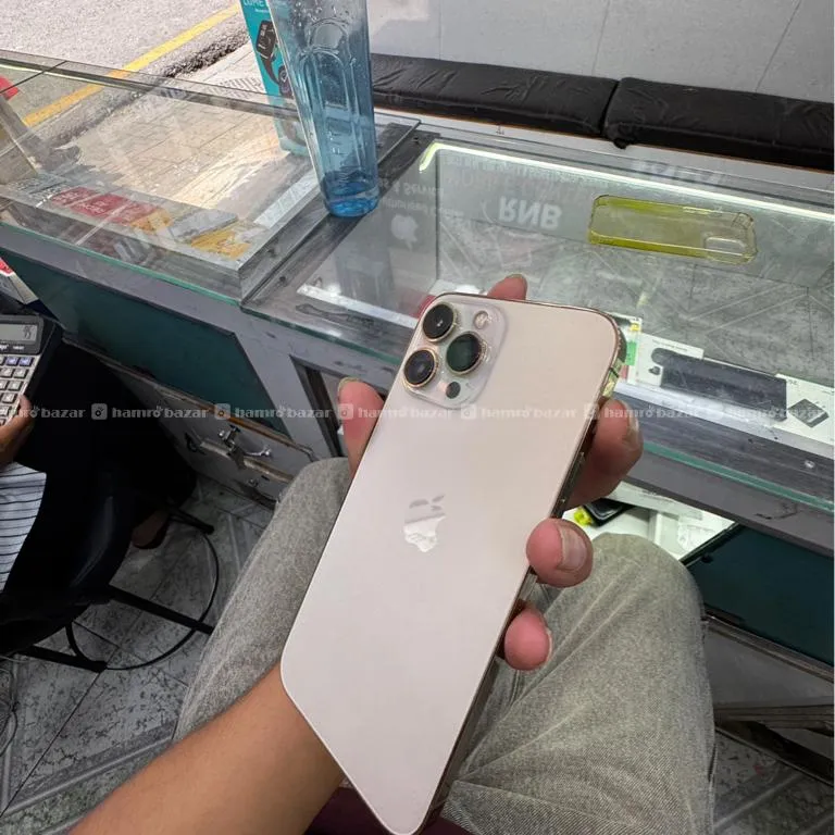 Iphone 13 pro max 256GB 87 battery 4