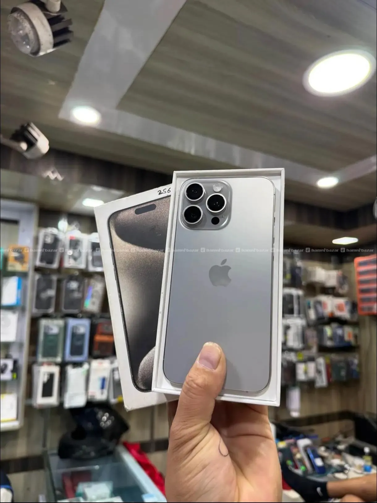 iPhone 15 pro max 2