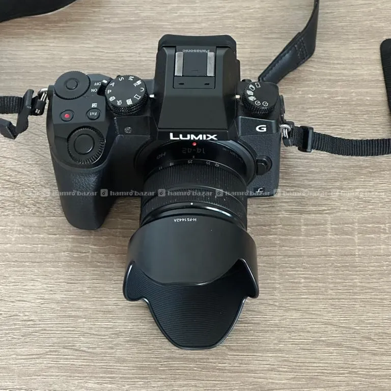 Panasonic Lumix G7 Mirrorless Camera 4
