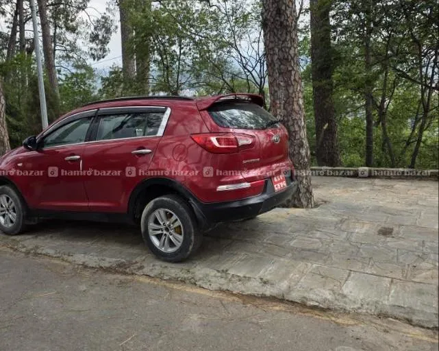 Kia SPORTAGE 2010 model 9818846575 or 976-8397661 3