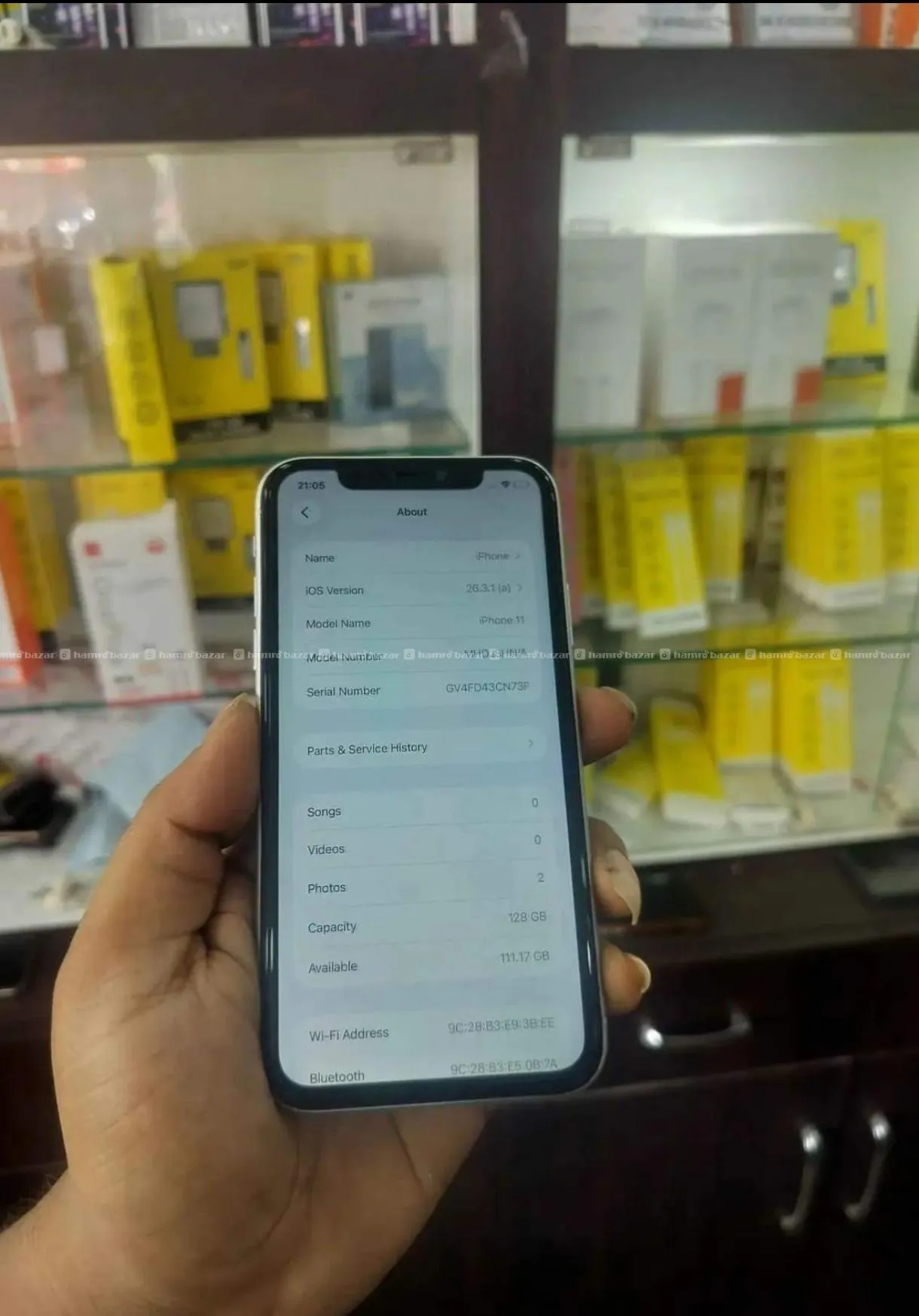 iPhone 11 3