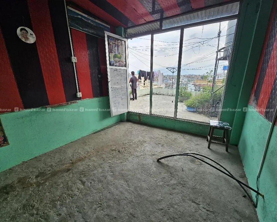 single room top flr 5500 4