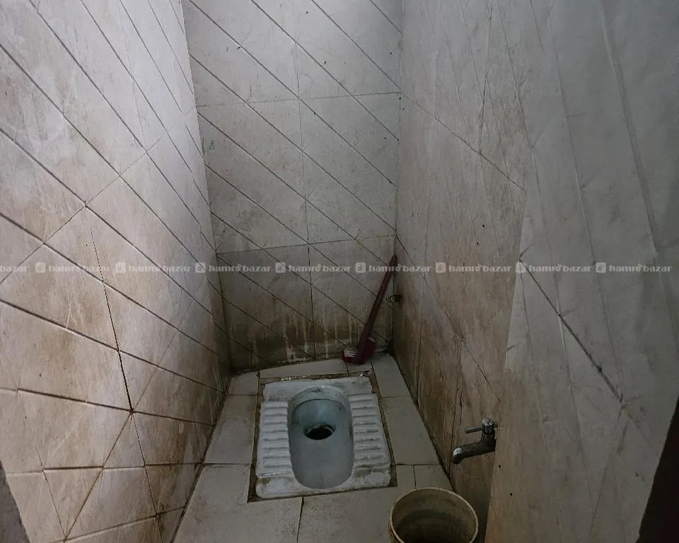 single room top flr 5500 2