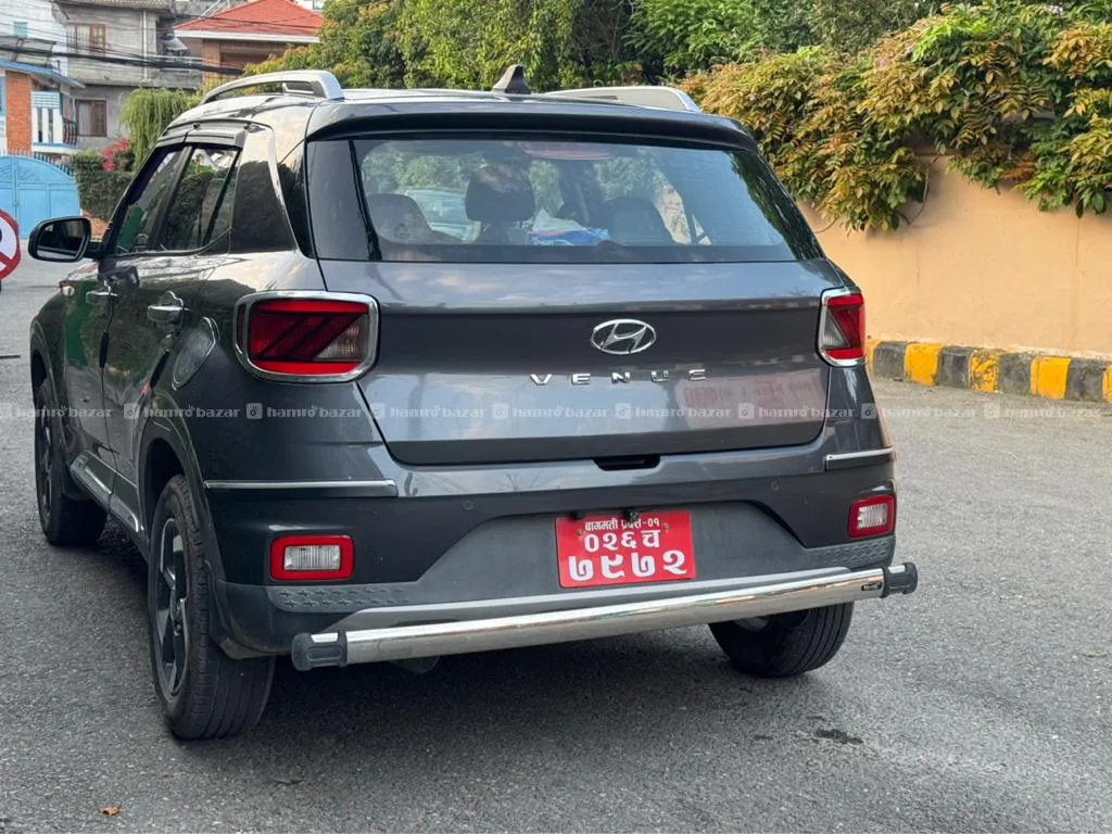Single Owner | Hyundai Venue S 2021 | 26,700KM Run 4
