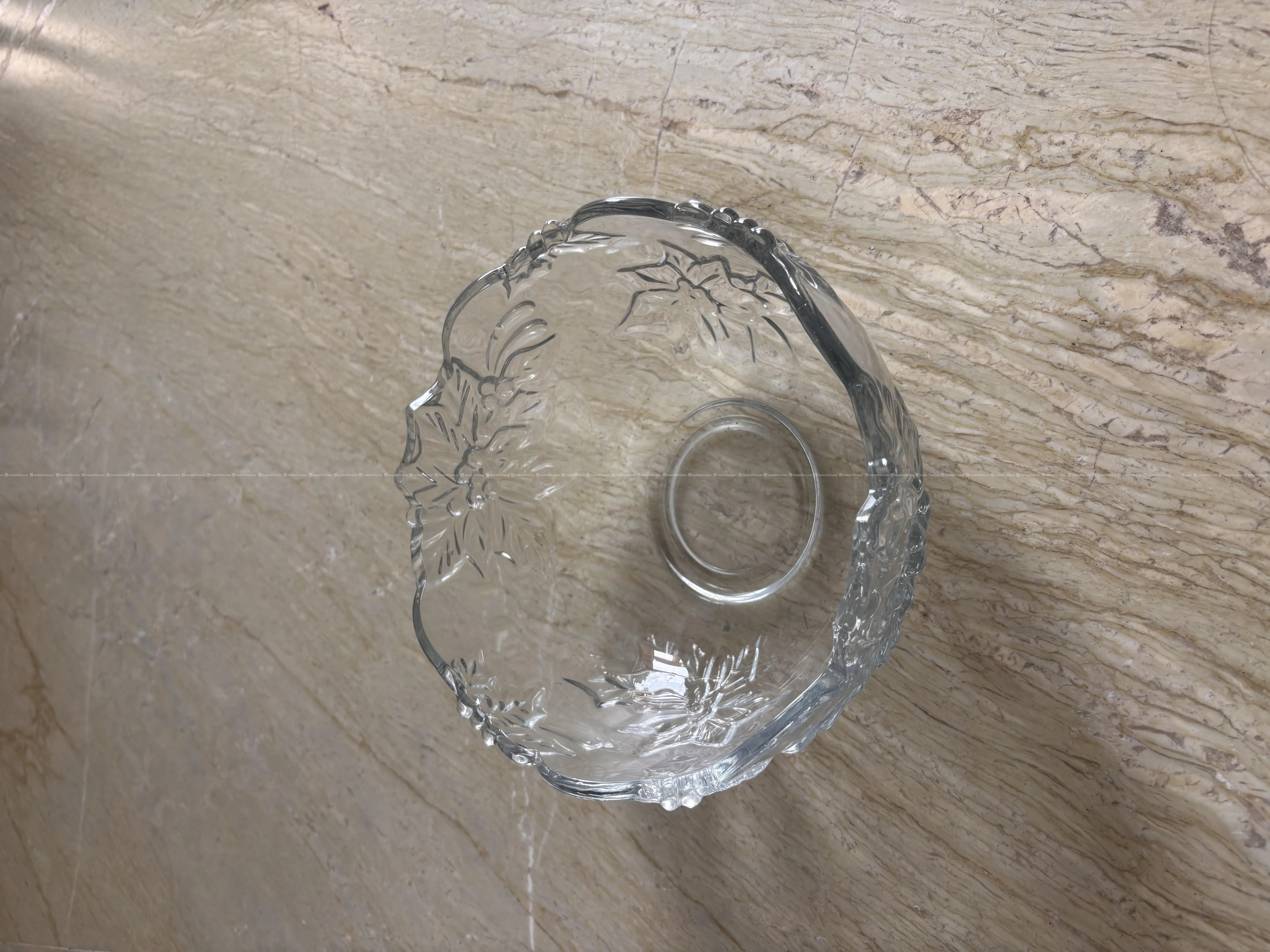 Glass bowl with floral design 4