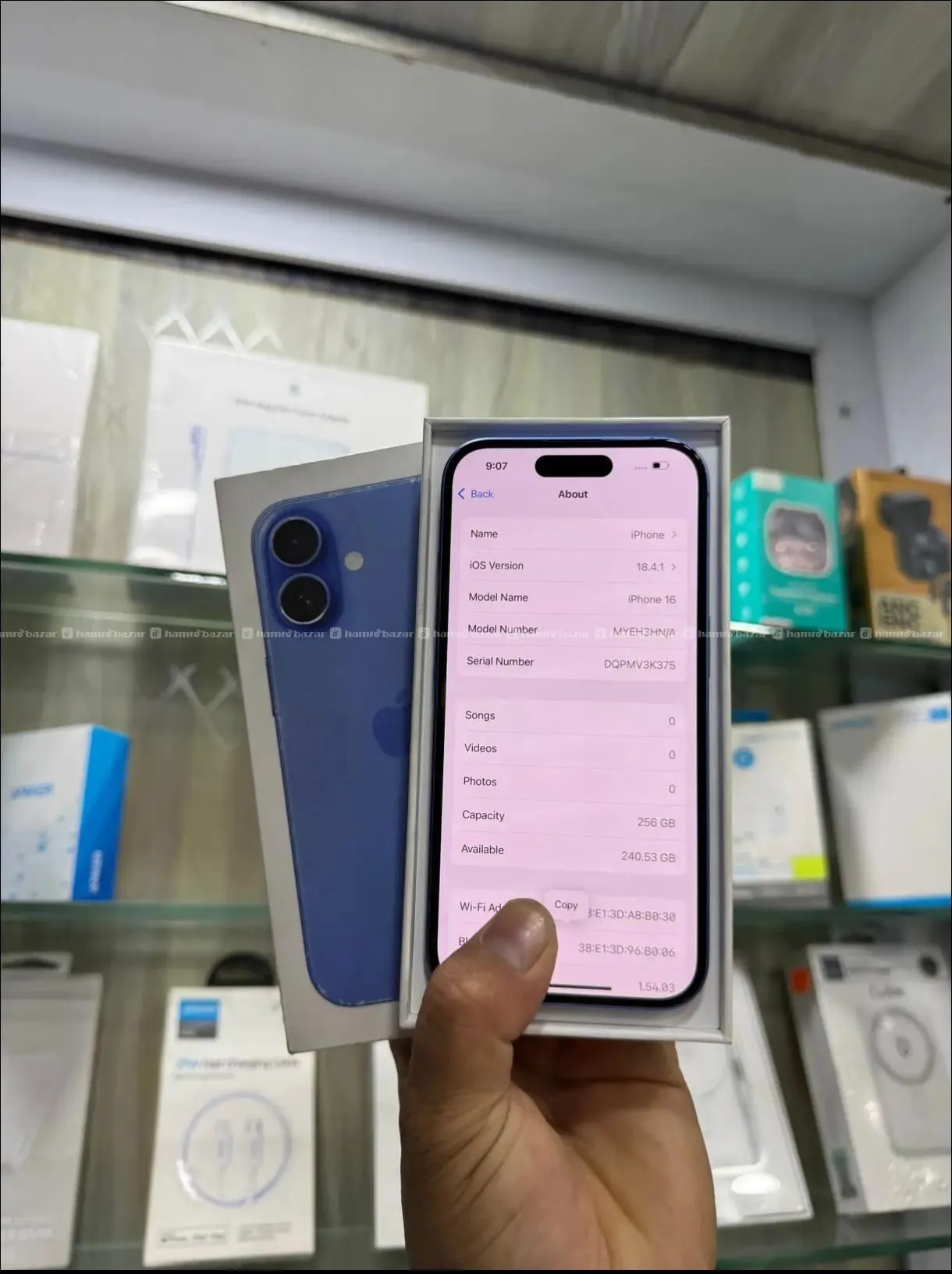iPhone 16 3