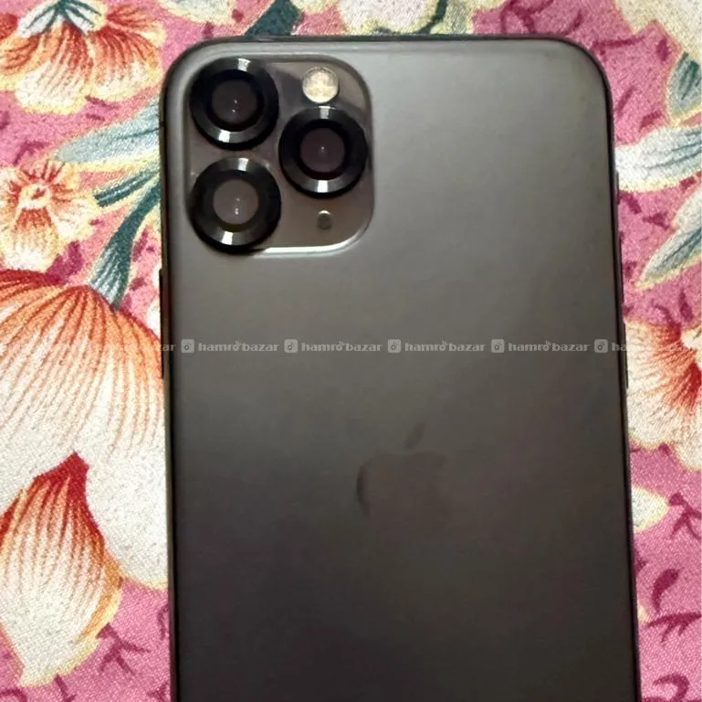 iPhone 11 Pro 3