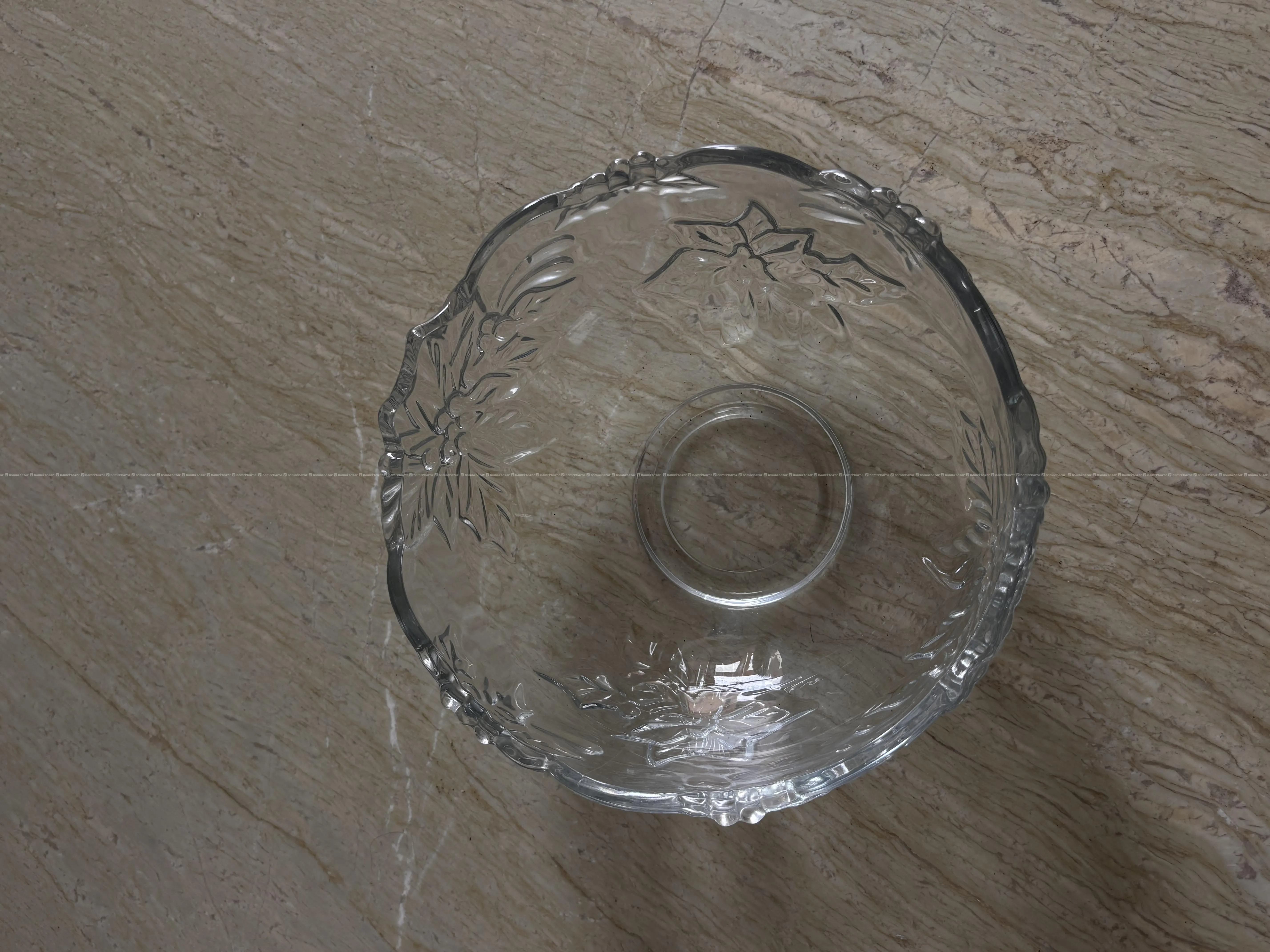 Glass bowl with floral design 2