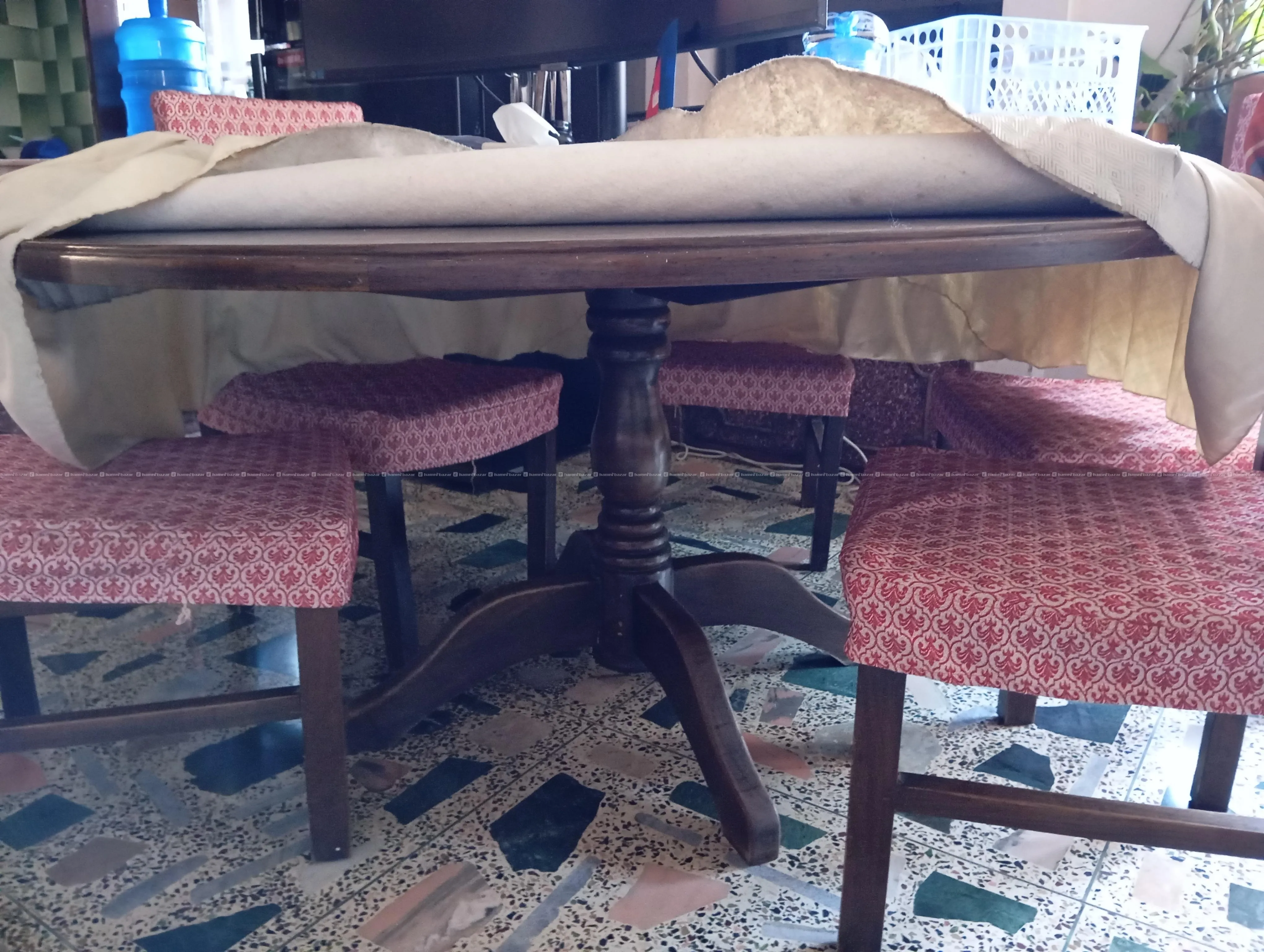 Wooden Dining Table - 6 Seater (Circular) | 5x5ft. 8