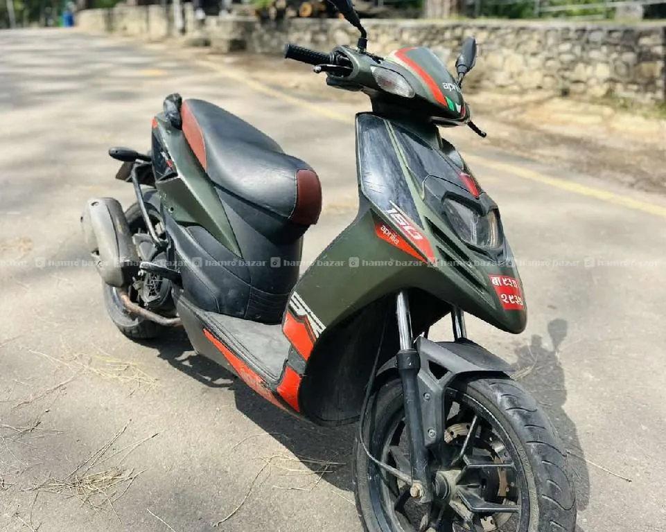 aprila sr 150 93 lot 2