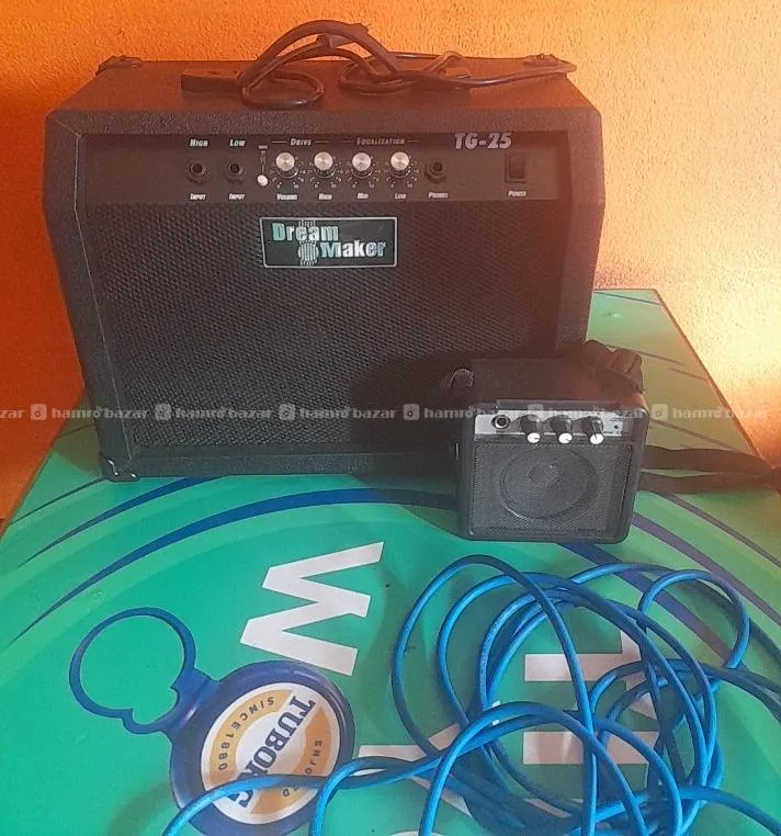 electric guitar combo 3