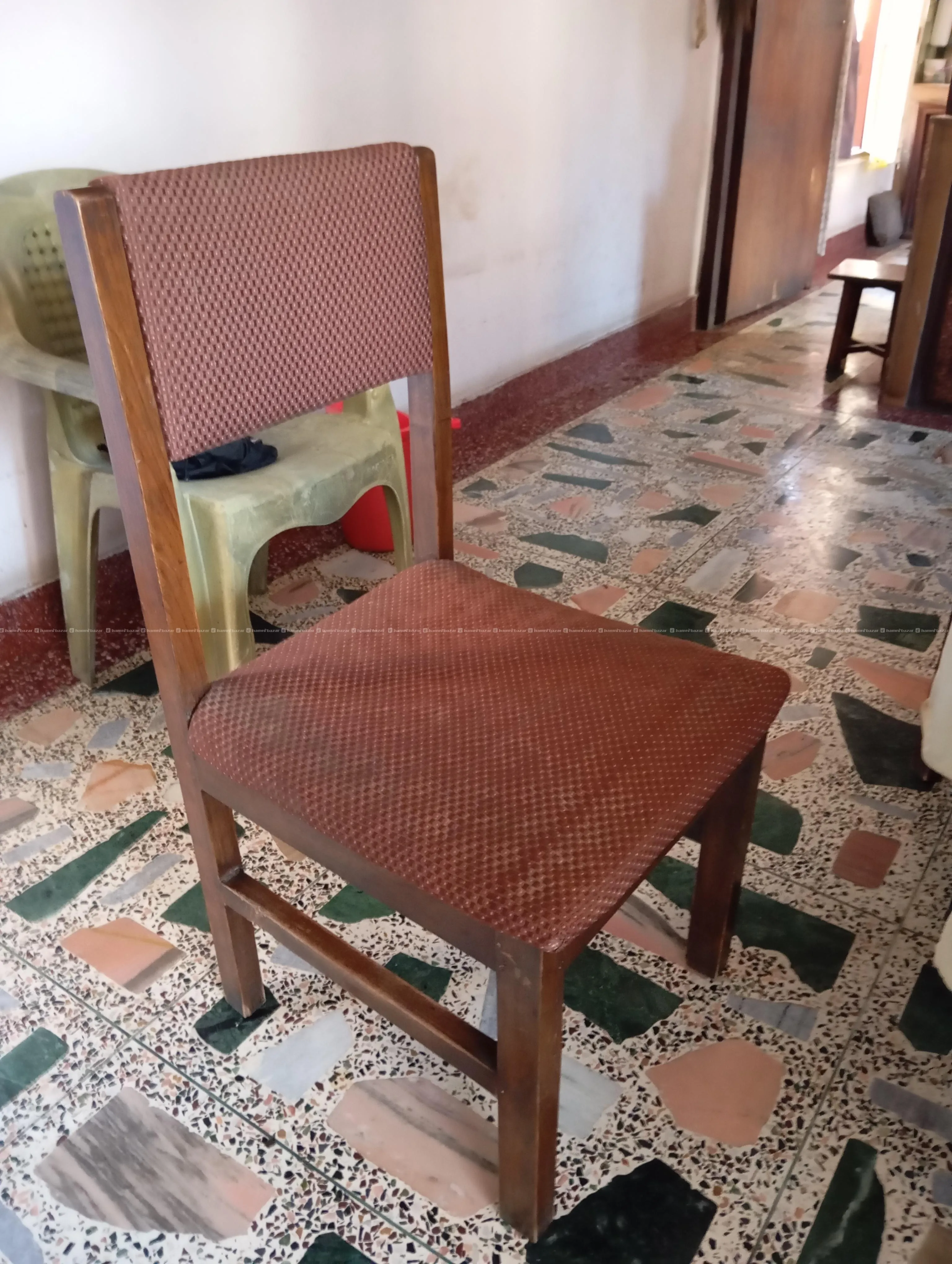 Wooden Dining Table - 6 Seater (Circular) | 5x5ft. 4