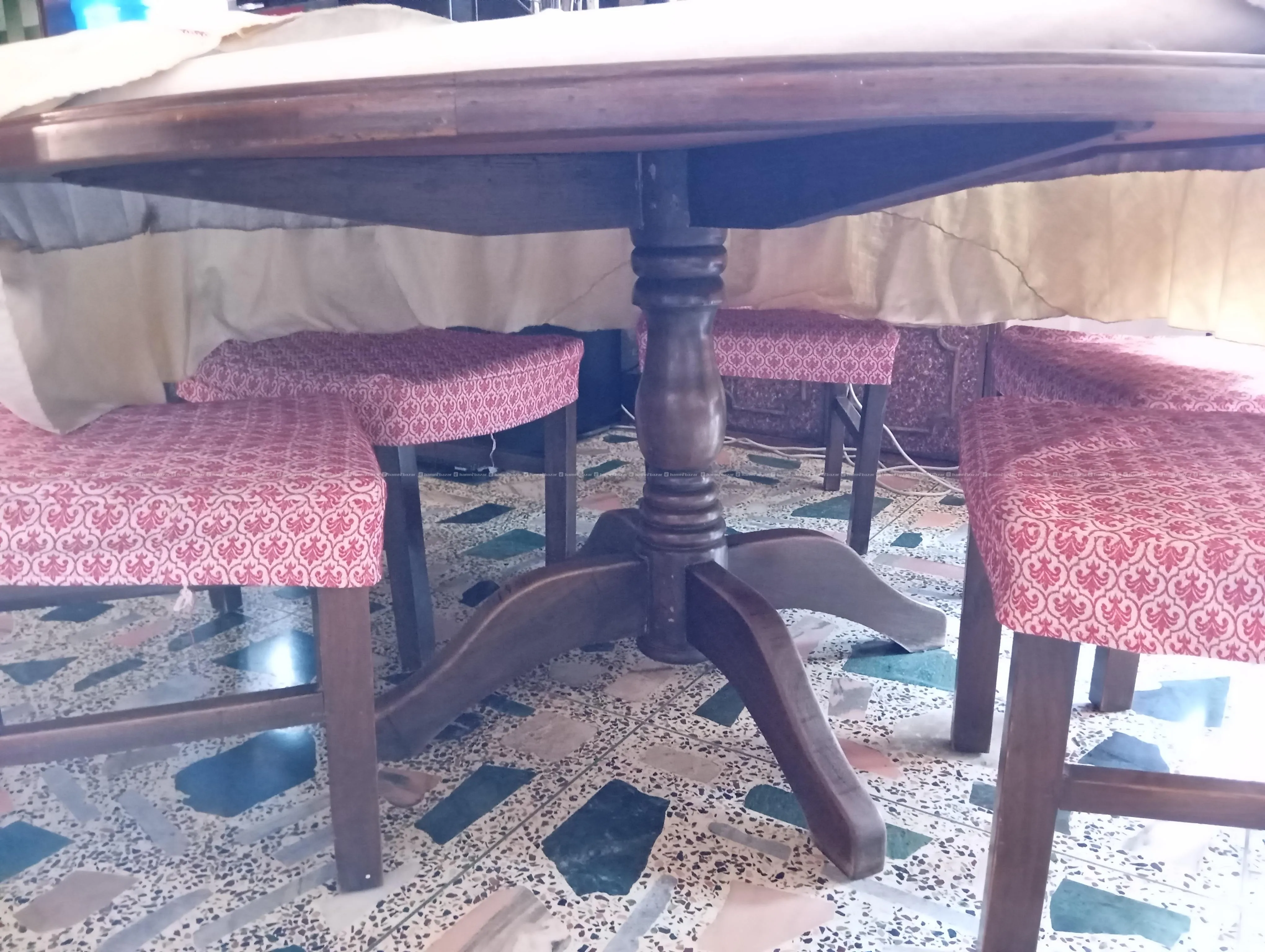 Wooden Dining Table - 6 Seater (Circular) | 5x5ft. 2