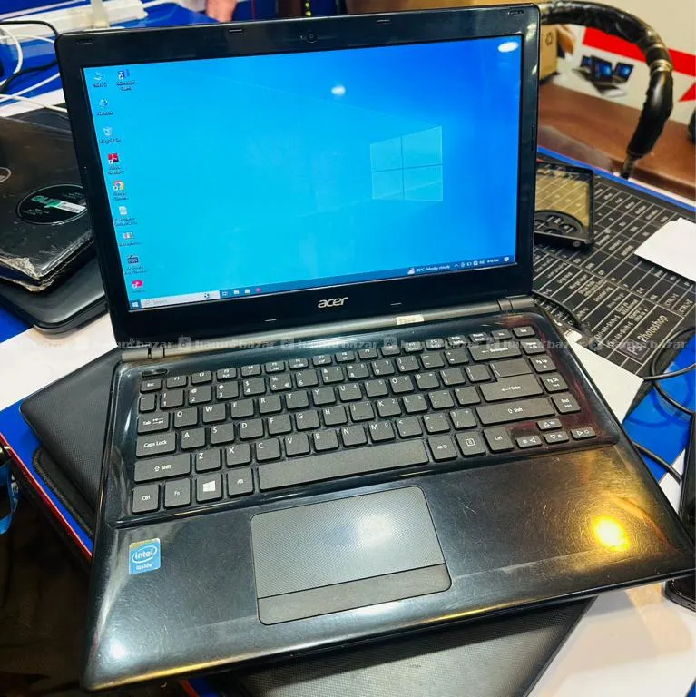 Hami Sanga 15000 Dekhi 30000 Samma Ko Laptop Xa 4