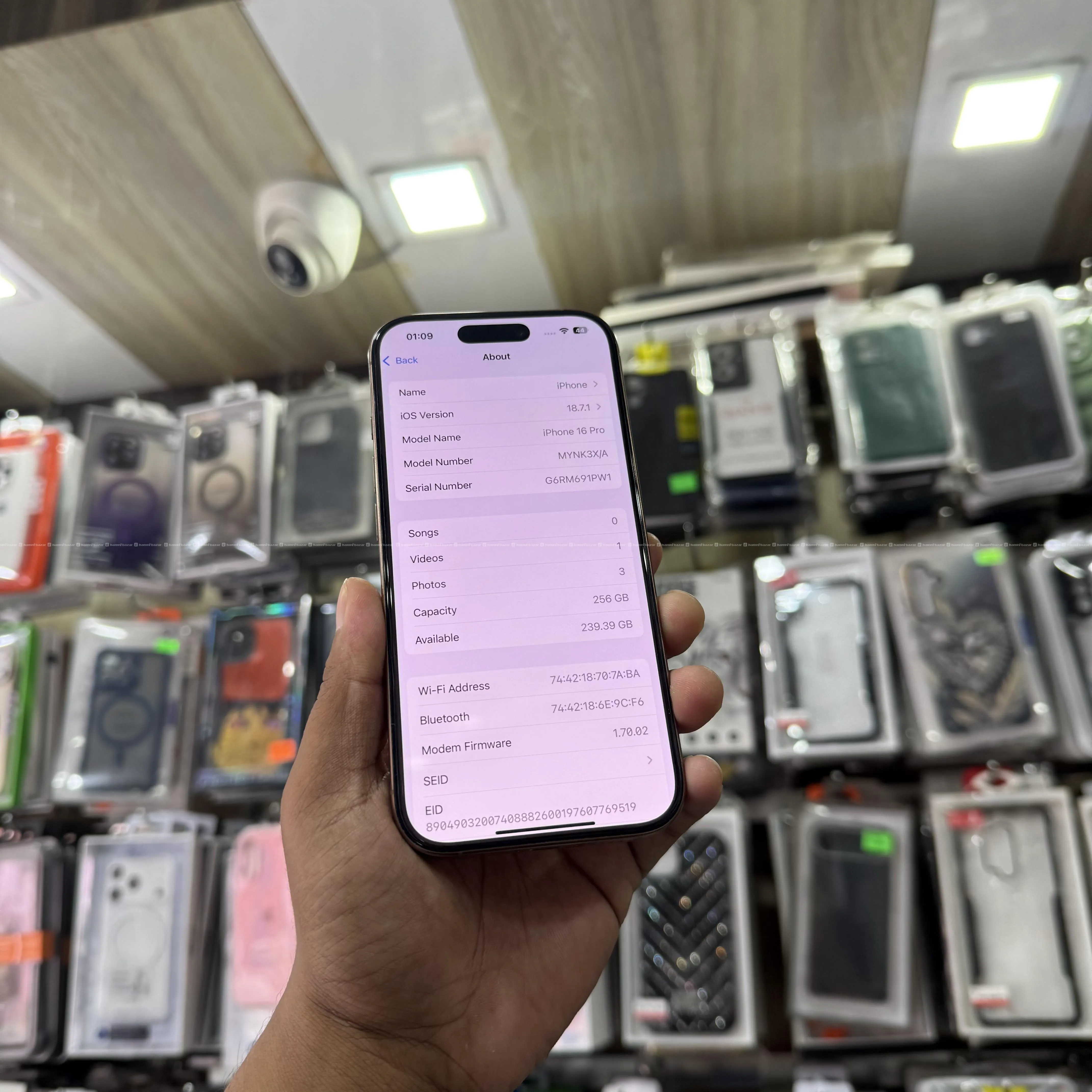 IPhone 16 PRO ( 256GB ) - Available Now 5