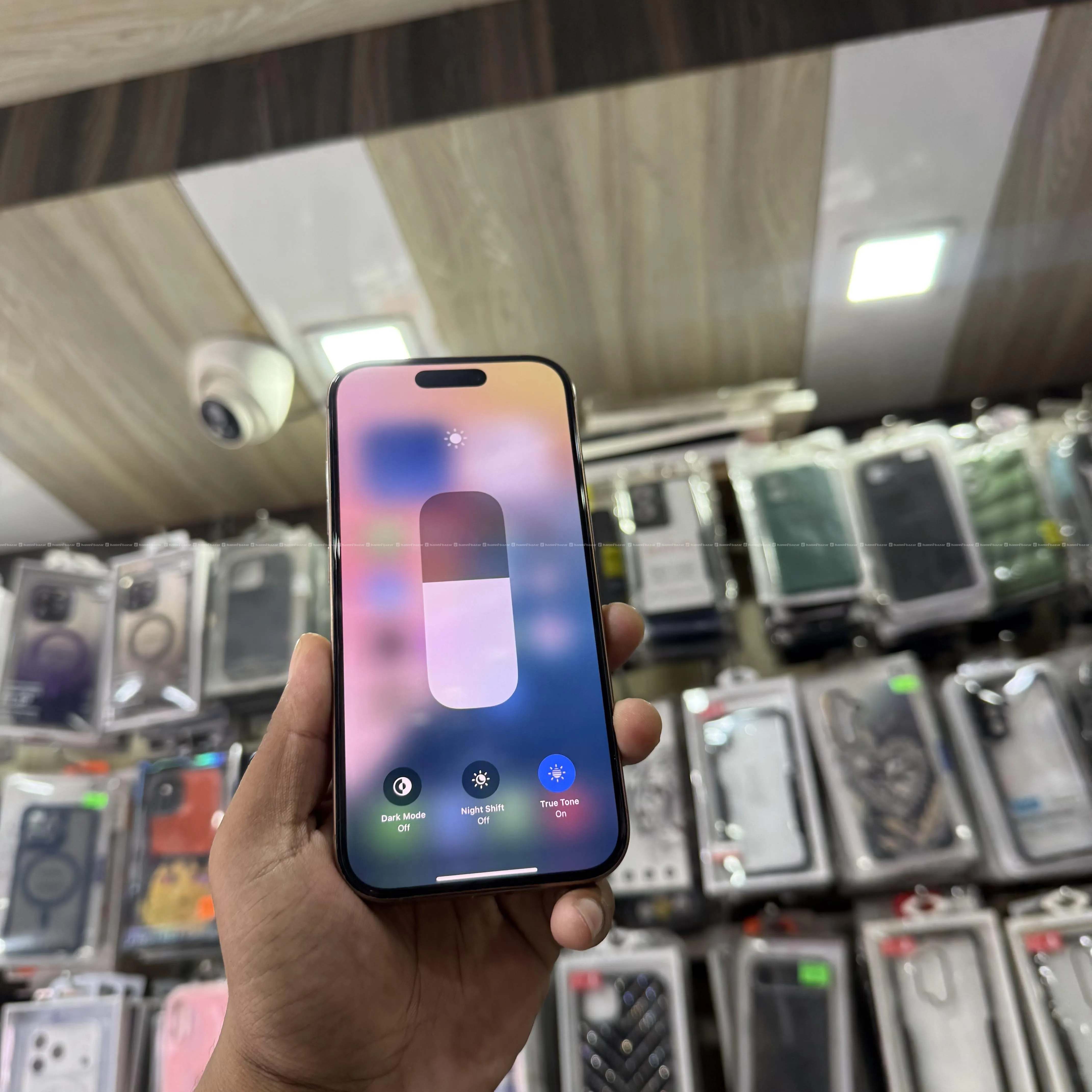 IPhone 16 PRO ( 256GB ) - Available Now 3