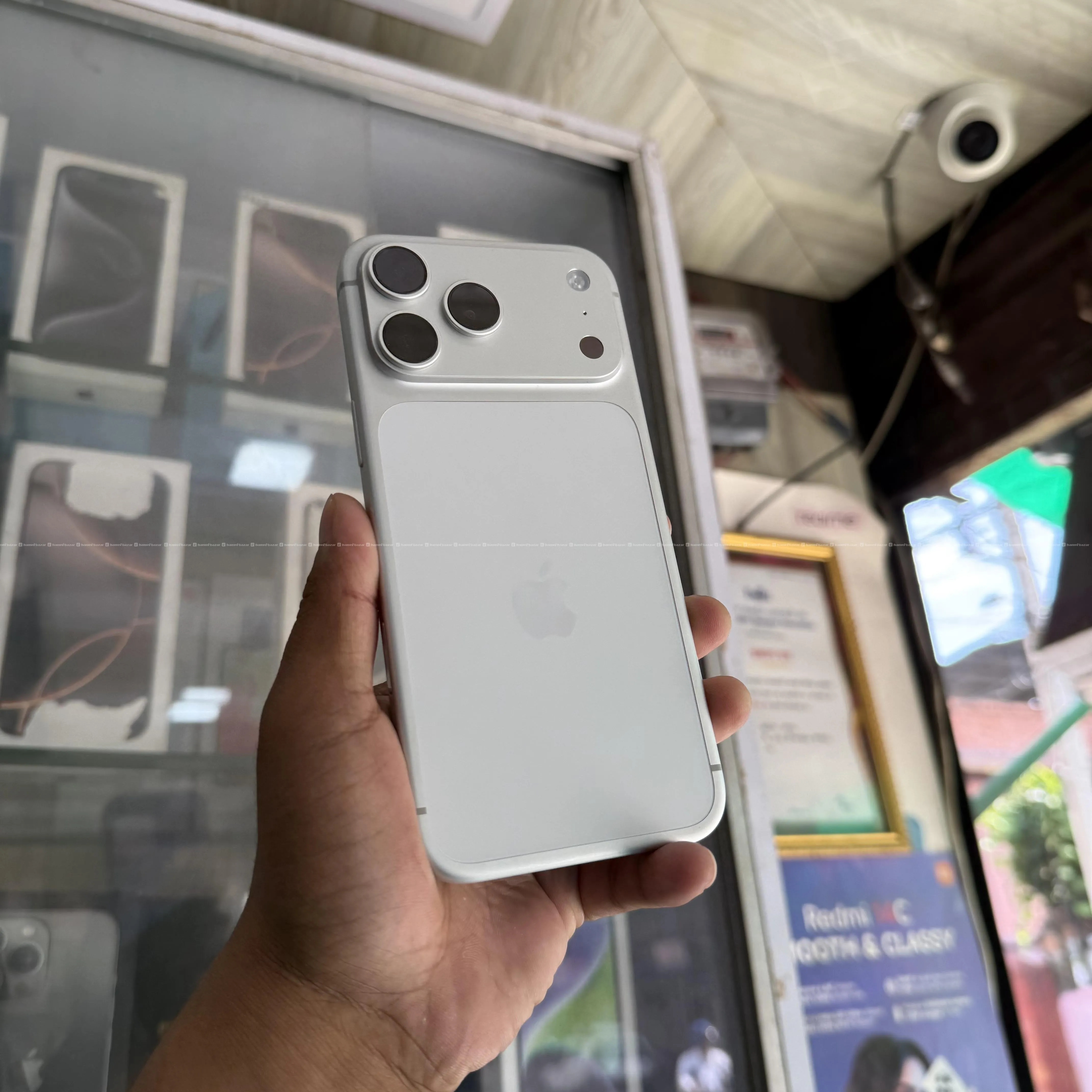 IPhone 17 Pro Max ( 256GB ) - With Box 3