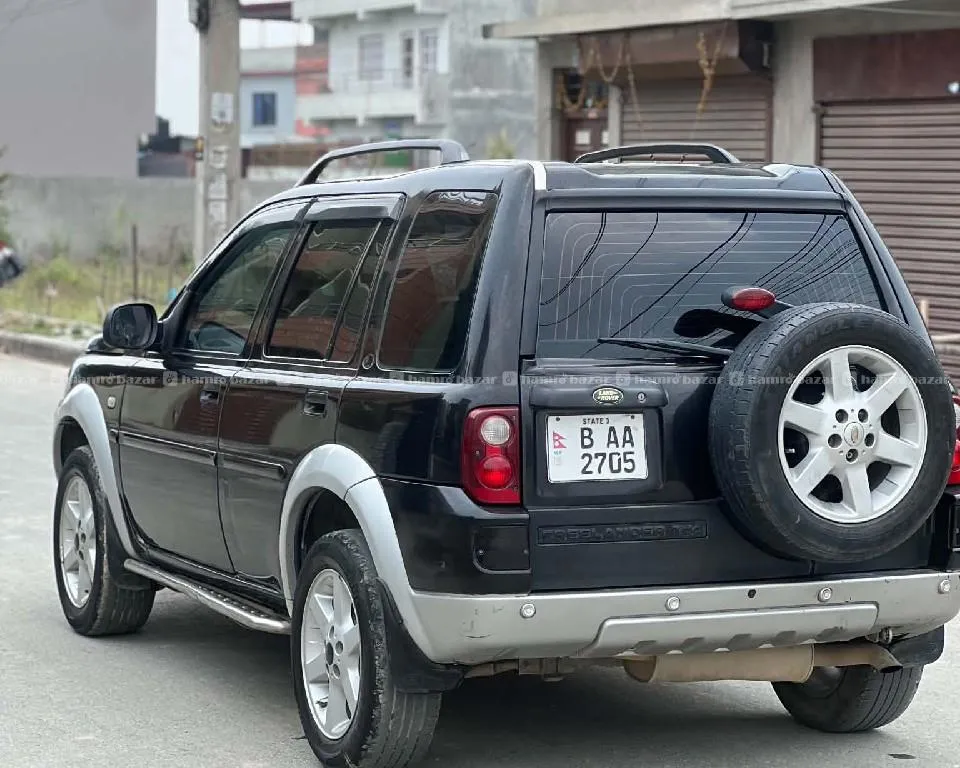 Land-rover 2000cc 4wd suvjeep sunroof moonroof 2