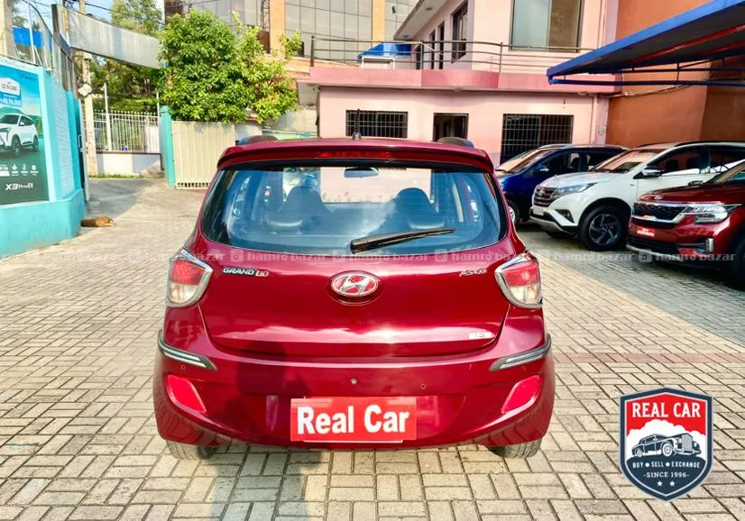 Hyundai Grand I10 Asta 2014 Excellent Condition 5