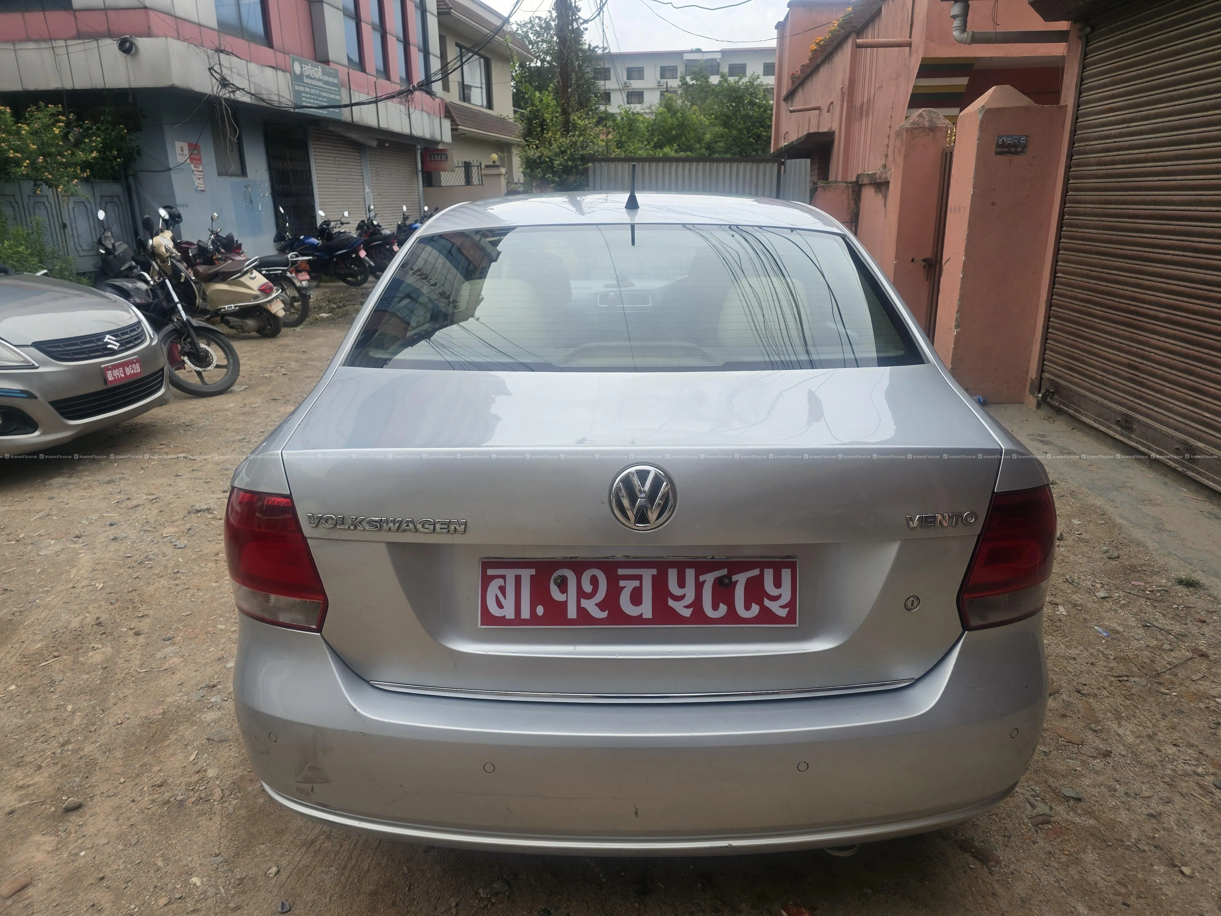 Volkswagen Vento 1.6 Petrol 6