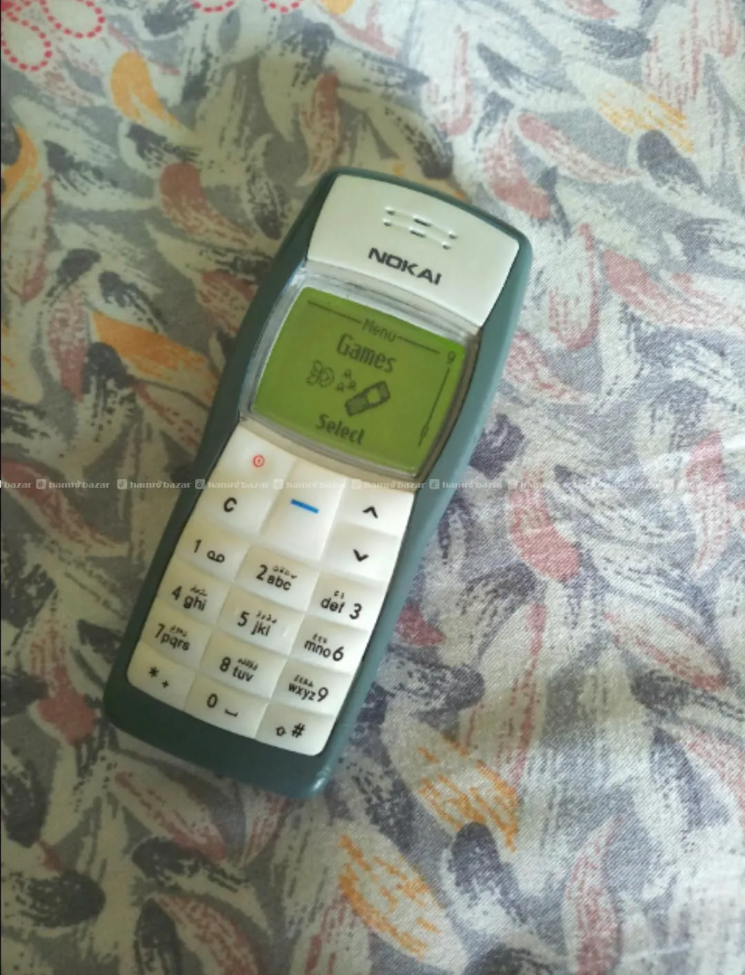 Nokia 1100 2
