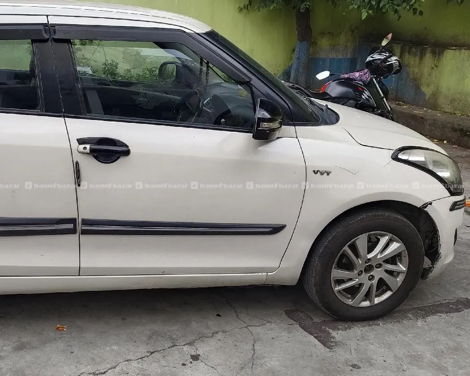 Maruti suzuki swift zxi 2013 model. 3