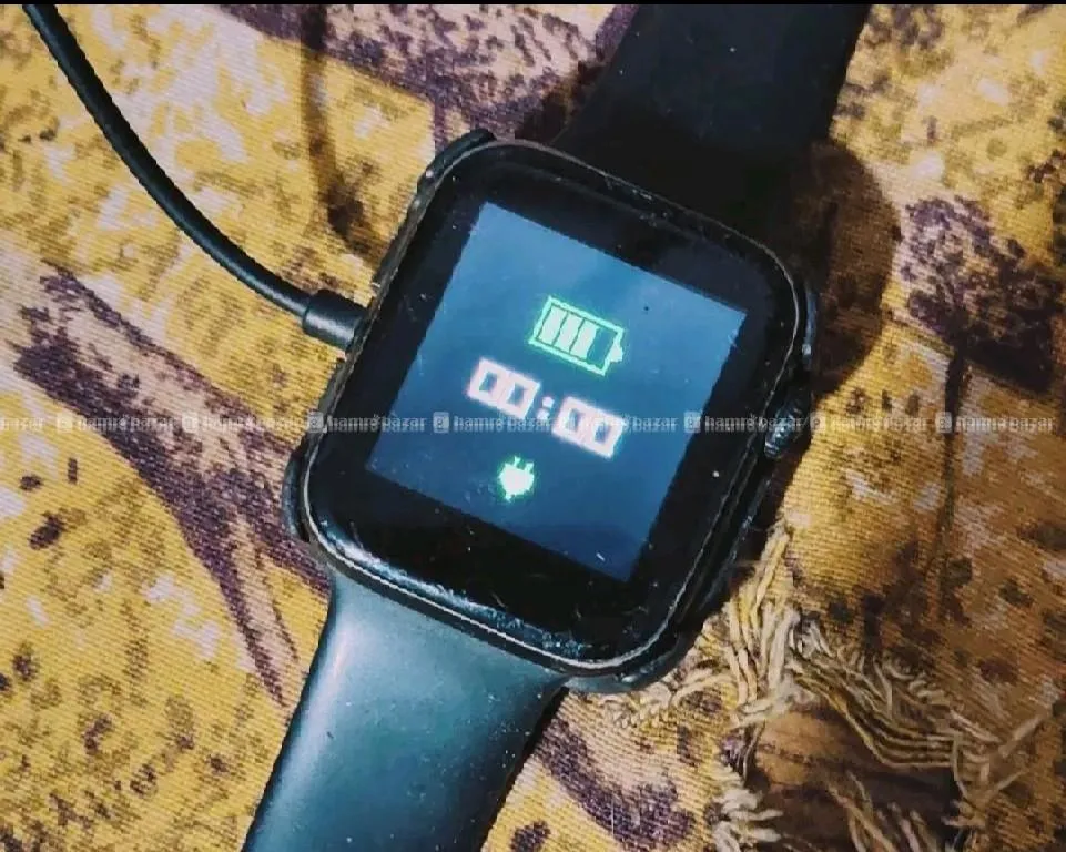 Smart Watch with Charger 3