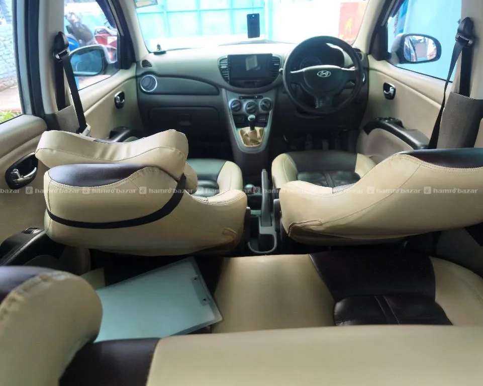 Hyundai i10 sportz 2010 fully customised 7